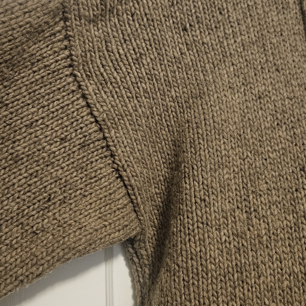 Hand Made 100% Wool Men's Hooded Sweater - Picture 2 of 6